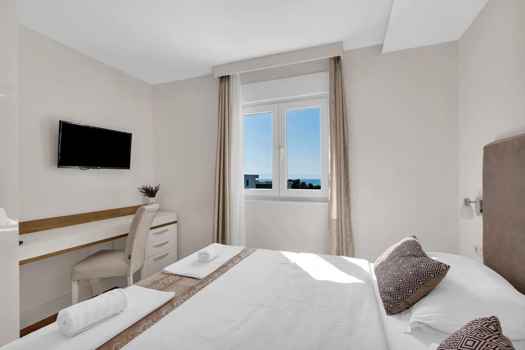 Apartment Hrvoje -Nur 50M Bis Zum Meer - Makarska Exklusiv Promajna Buitenkant foto