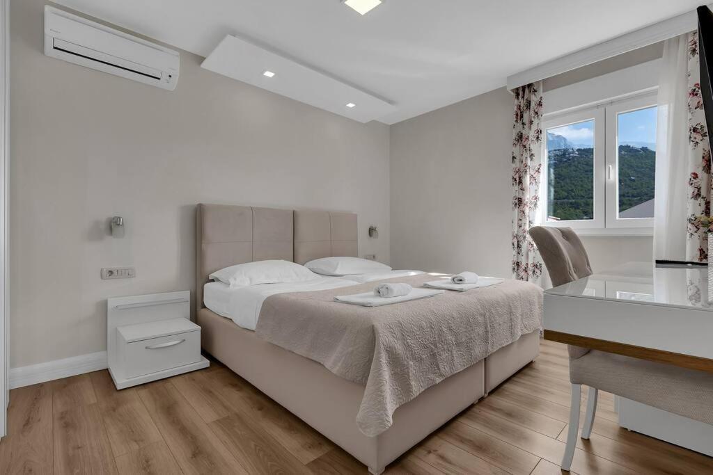 Apartment Hrvoje -Nur 50M Bis Zum Meer - Makarska Exklusiv Promajna Buitenkant foto
