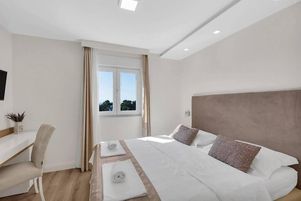 Apartment Hrvoje -Nur 50M Bis Zum Meer - Makarska Exklusiv Promajna Buitenkant foto